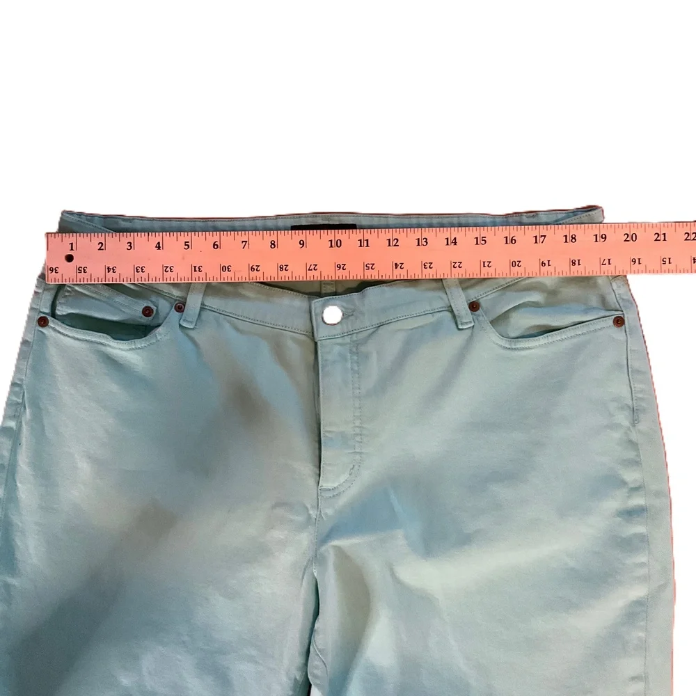 Lauren Ralph Lauren Aqua Womens Five Pocket Button Fly Jeans Size 20W‎